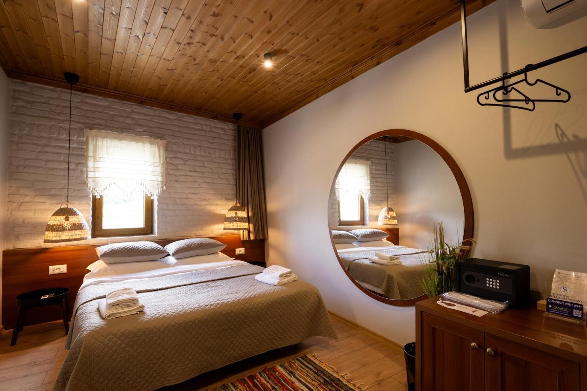 The Stone Sky Hotel Gjirokastër Екстериор снимка