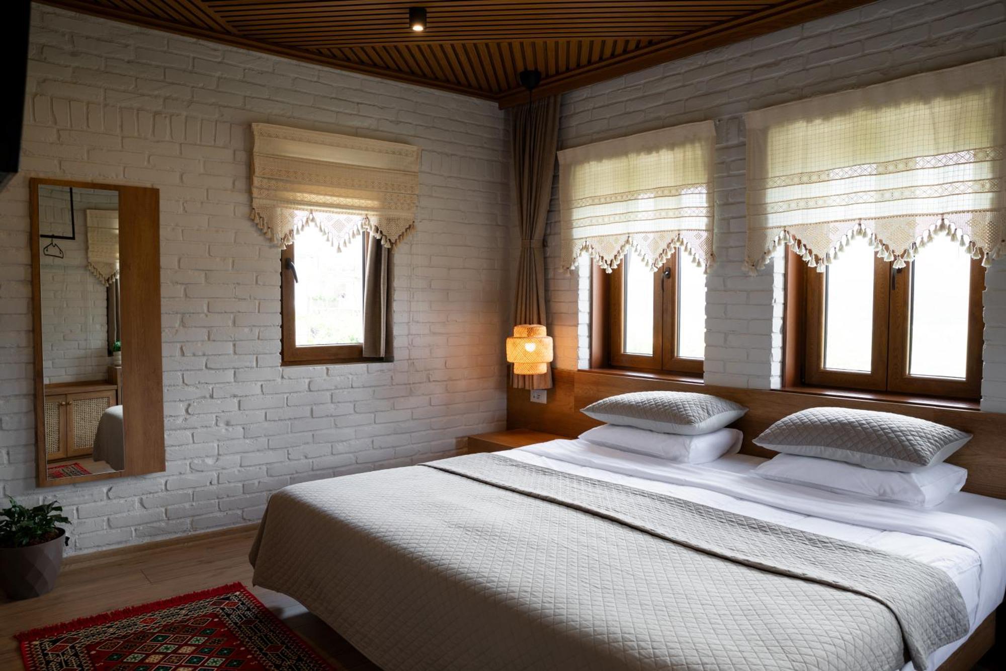 The Stone Sky Hotel Gjirokastër Екстериор снимка